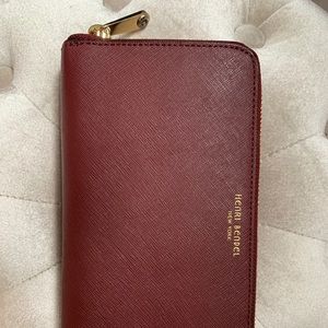 Henri Bendel Wallet